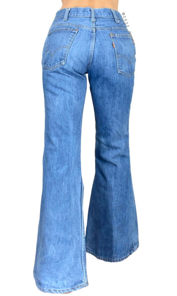 Size 26 70's Levi's 684 – Jeaniushop